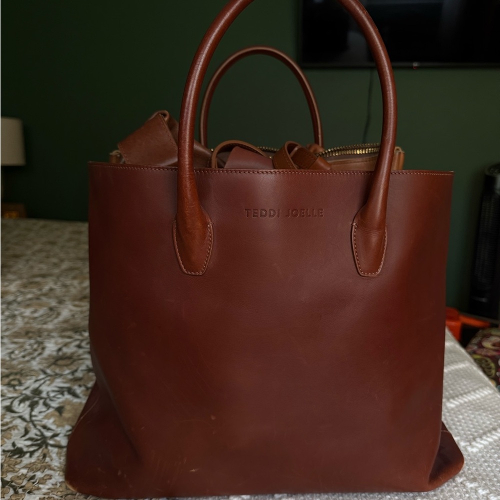 Large Teddi Joelle Structured Leather Work Tote